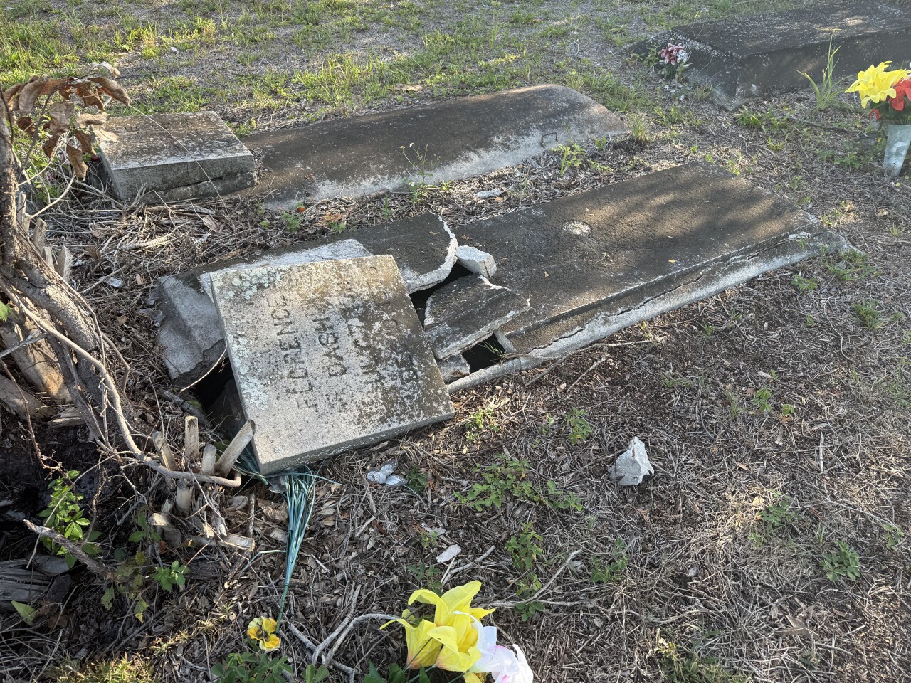 Old Memphis Cemetery