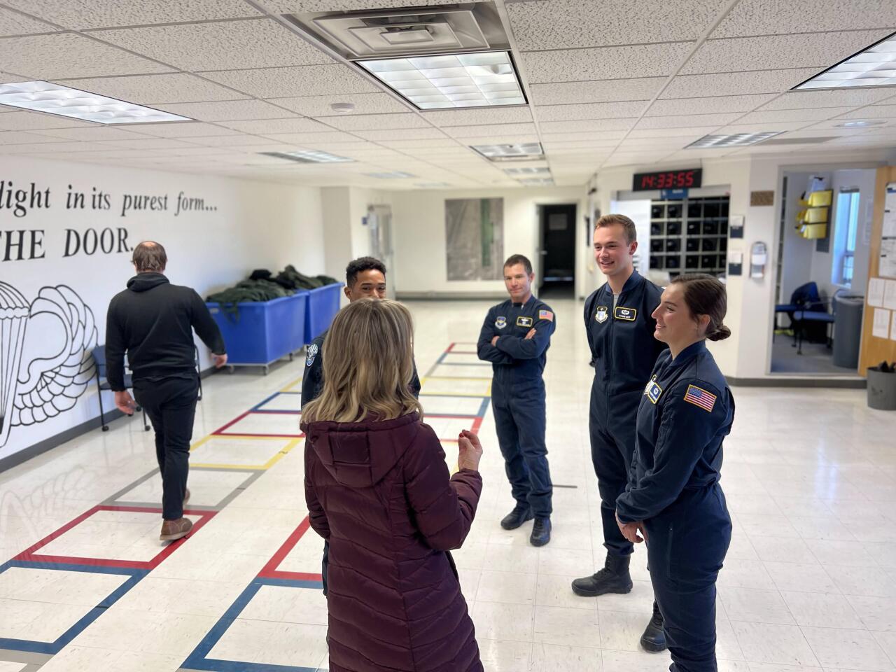 Dianne Derby meets with Wings of Blue members