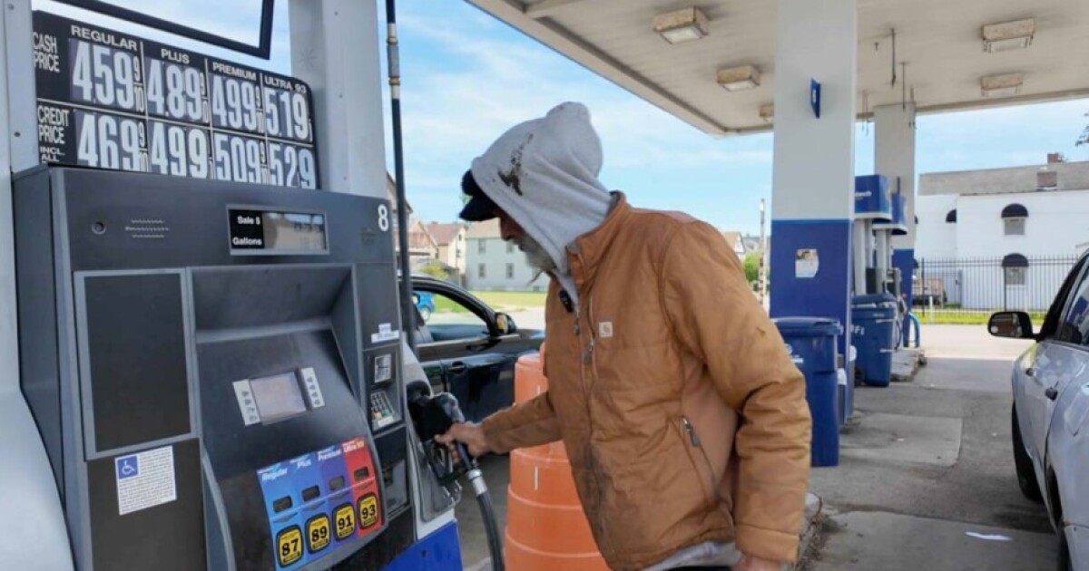 Buffalo Drivers and elected officials in WNY sound off as gas prices continue to climb Holly Kirkpatrick
