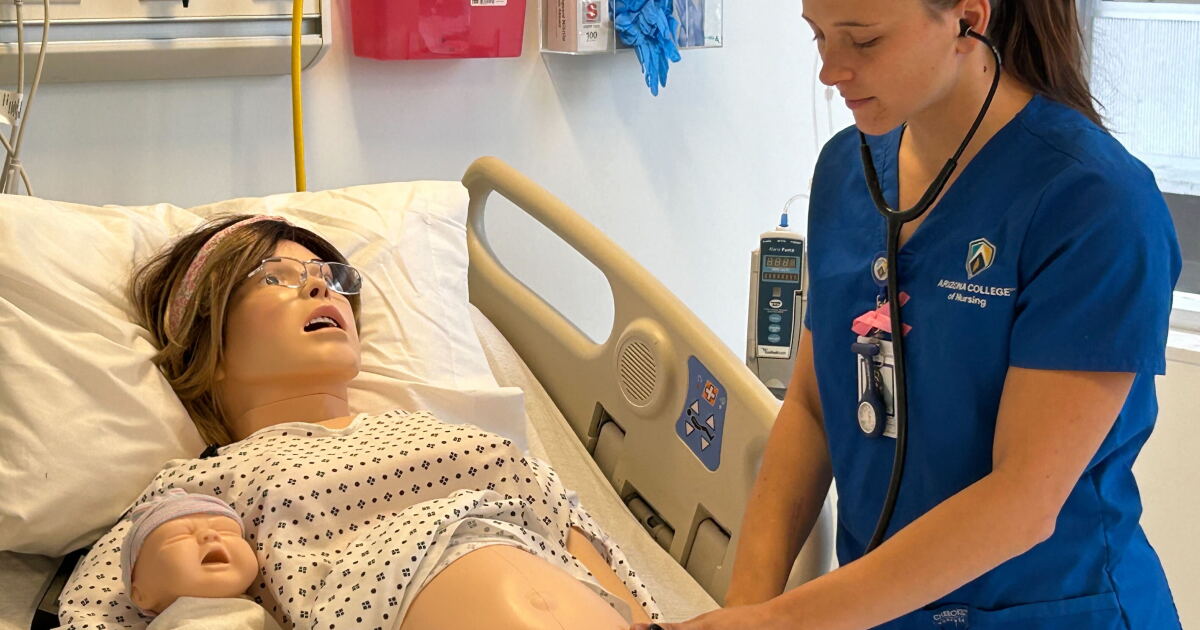 Jockey discovers love of nursing after racing accident put her in hospital - Vimarsana News
