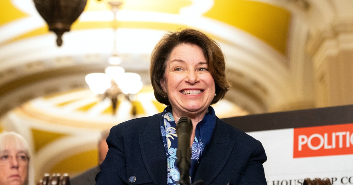 Sen. Amy Klobuchar to run for Minnesota governor after Walz ends reelection bid