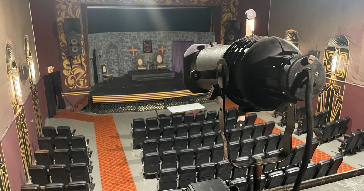 Spirits haunt historic Kentucky opera house - Vimarsana News