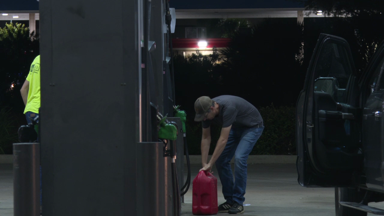 ian gas fueling charlotte county tuesday