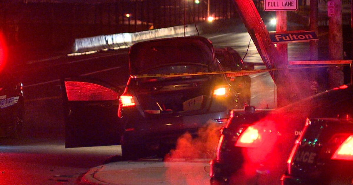Car crashes into power pole, knocks out power to area