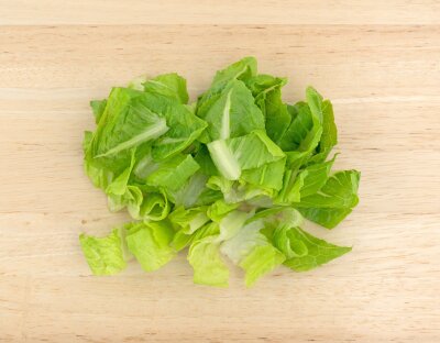 FDA says cows may have caused E. coli lettuce contamination