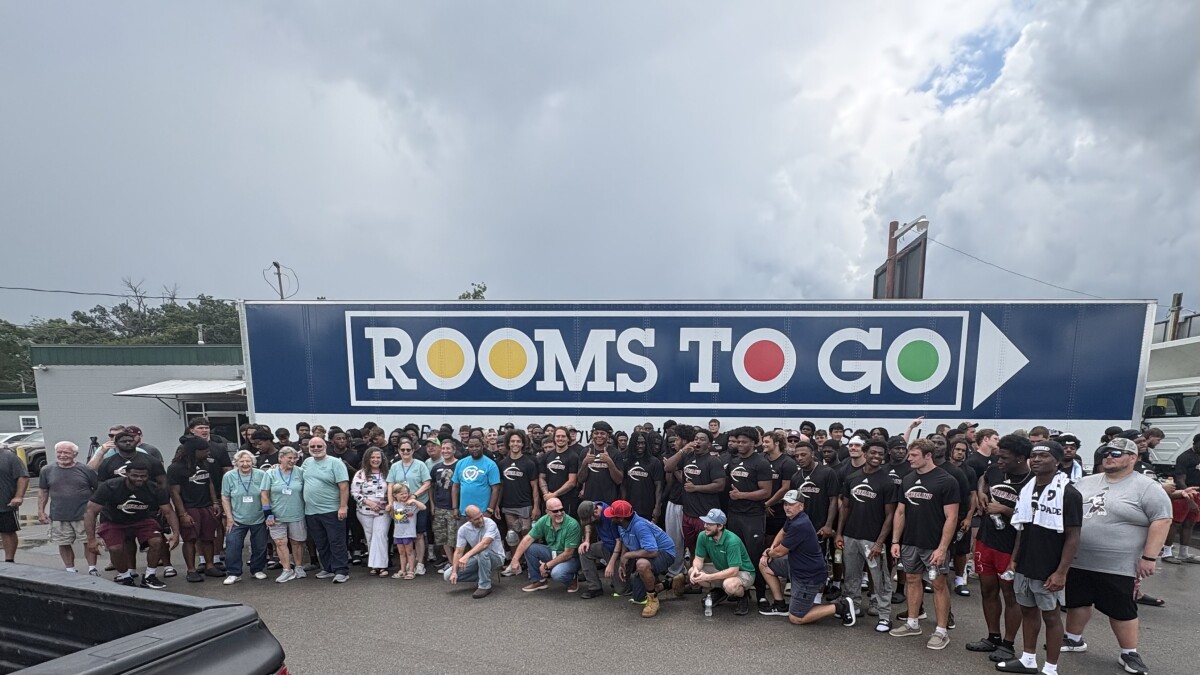 Lebanon nonprofit receives $50K furniture donation from Rooms to Go for local fa...