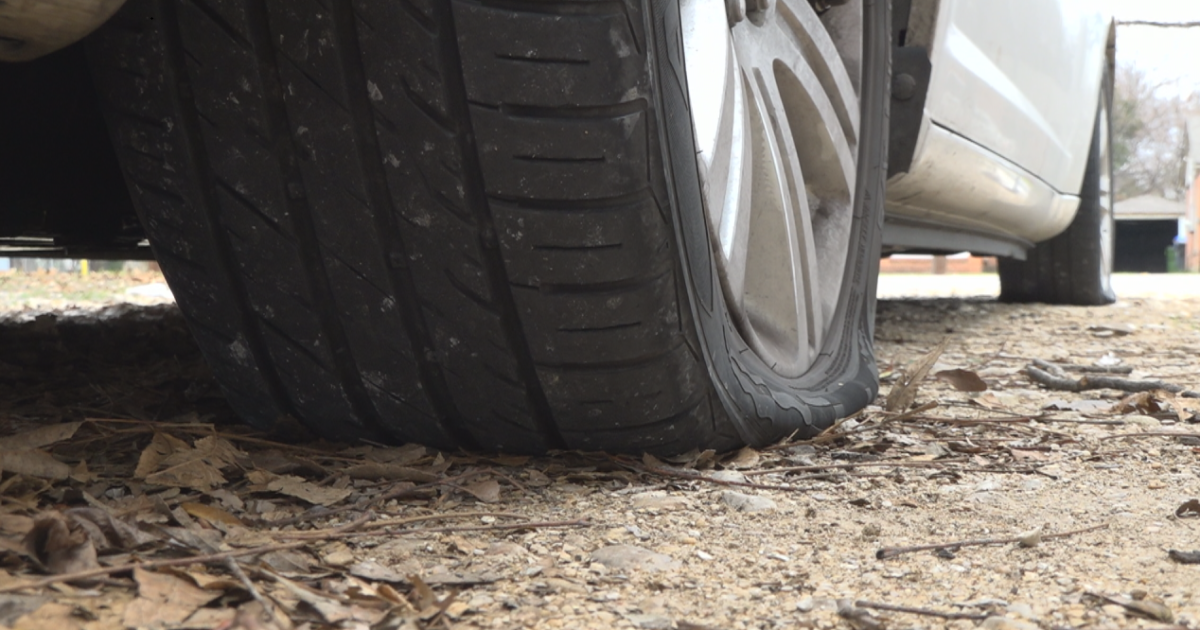 Single Mom Finds Car S Tires Slashed On Christmas Morning