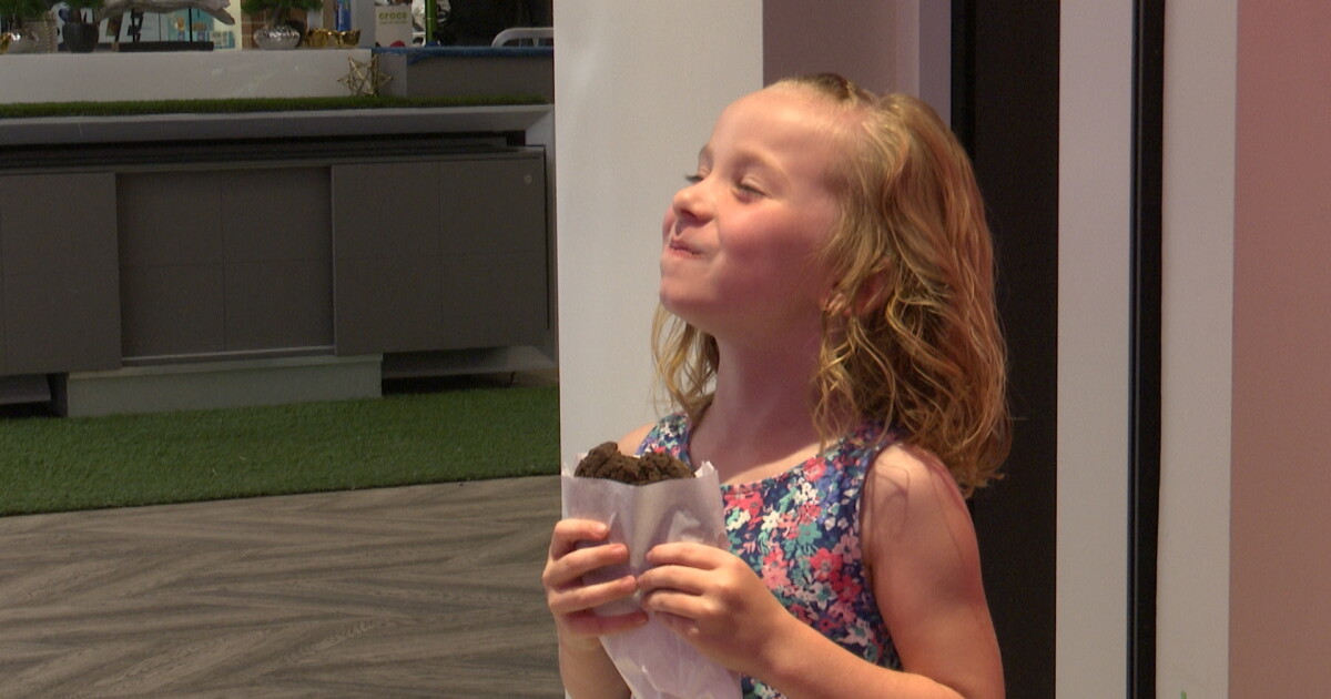 'Fresh baked every day': New cookie shop filling Rimrock Mall with sweetness - Vimarsana News