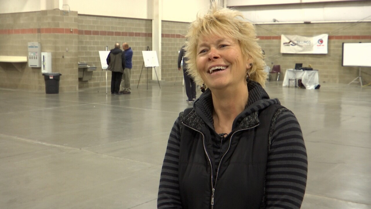 110921 MELINDA OEDEKOVEN.jpg