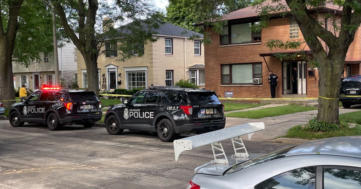 Teen left with life-threatening injuries after shooting near 47th and Auer