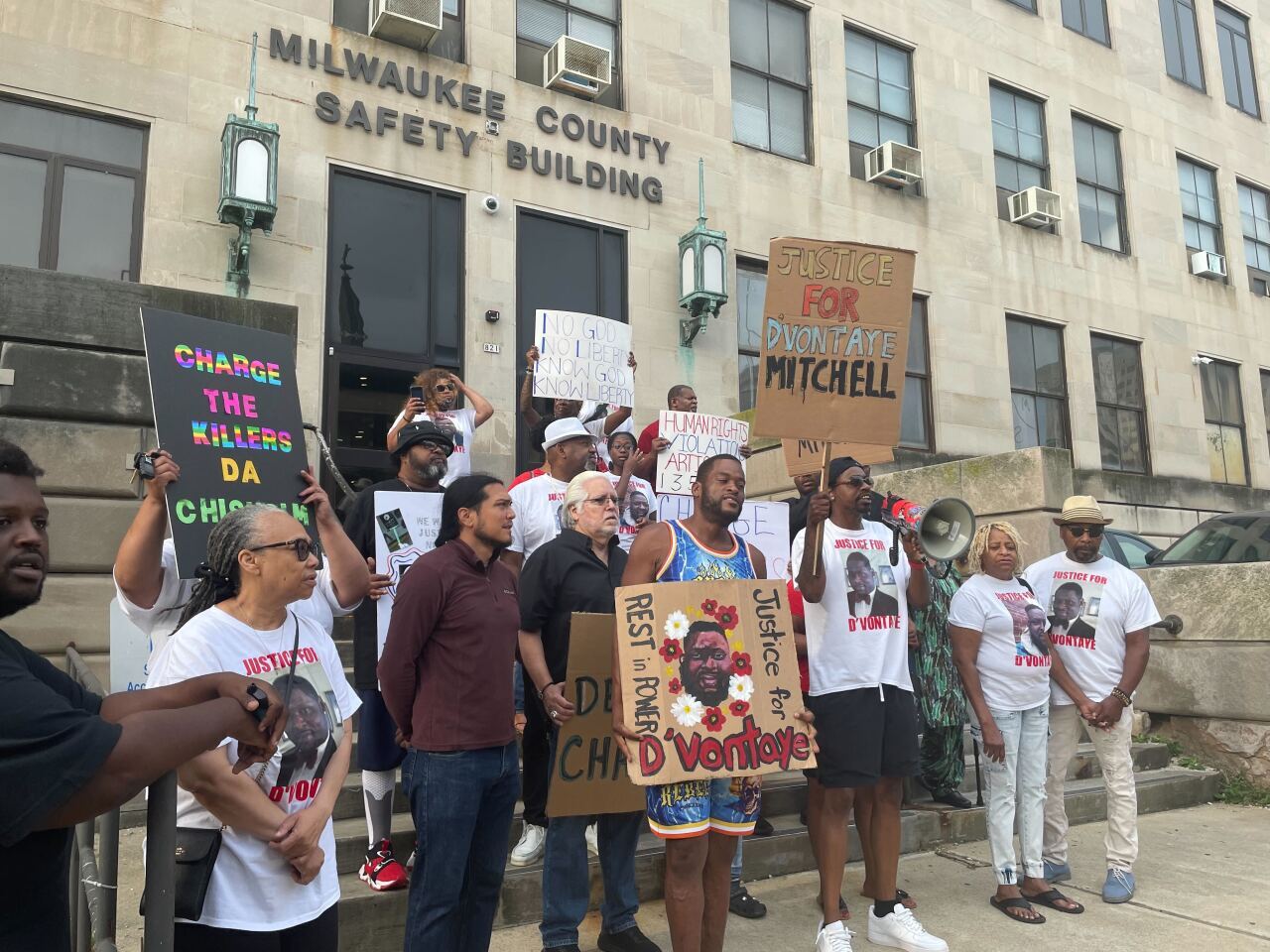 download - 2024-08-05T173506.146.jpeg