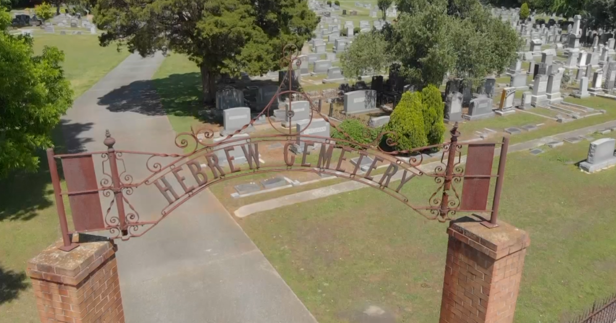 How a cemetery in Hampton connects Jewish community to their ancestors & faith - Vimarsana News