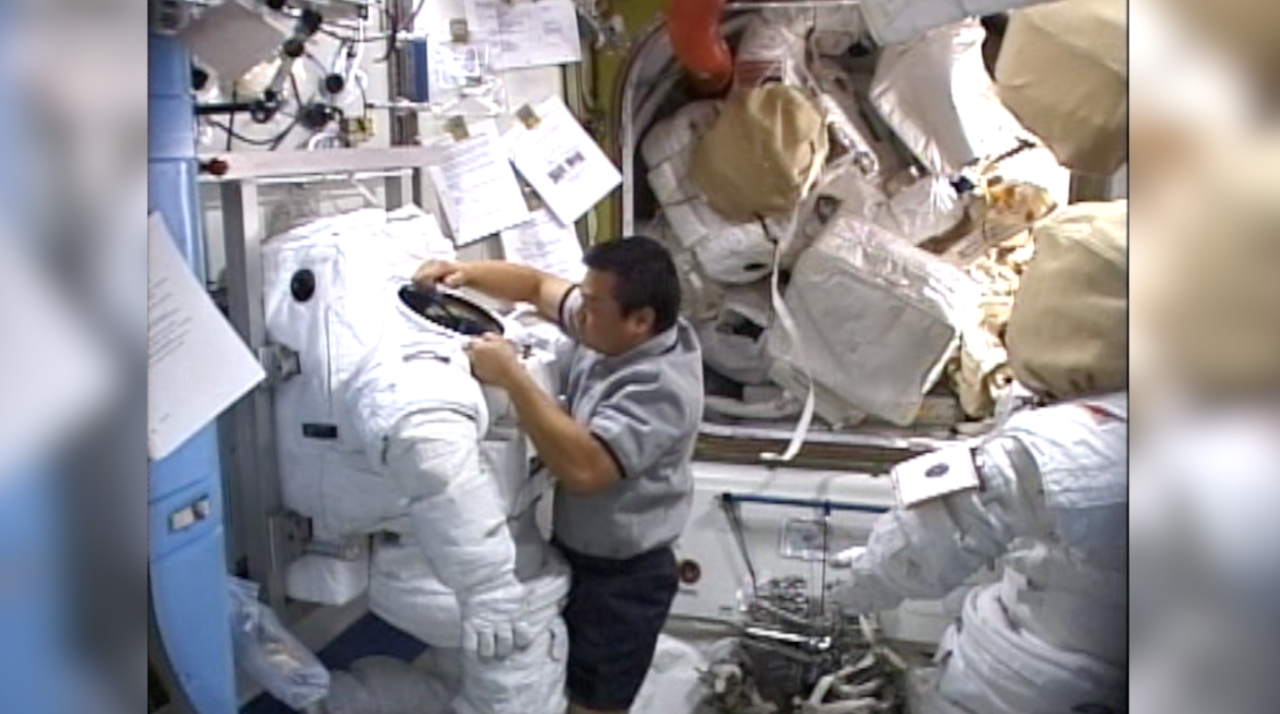 Chiao checking out space suit