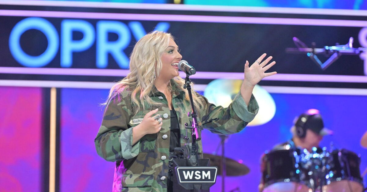 Grand Ole Opry und MTSU ehren aktive Soldaten und Veteranen bei der ...