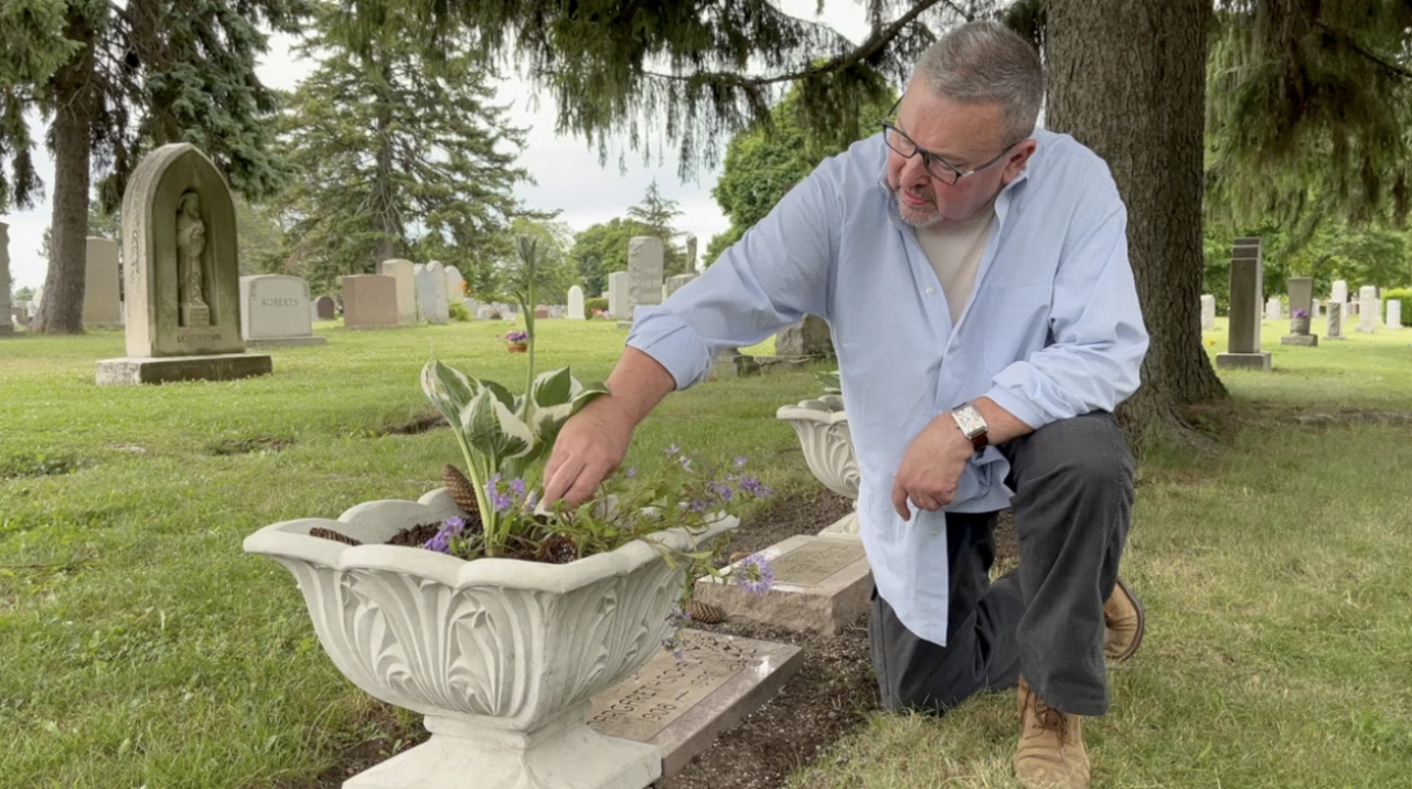 Mount Calvary Urns