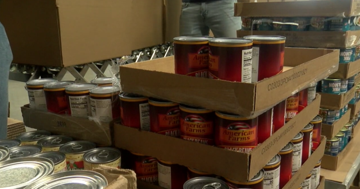 Volunteer Center of Kern County to hold blanket and food drive