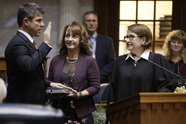 Indiana Senate's 1st new leader in 12 years showing caution