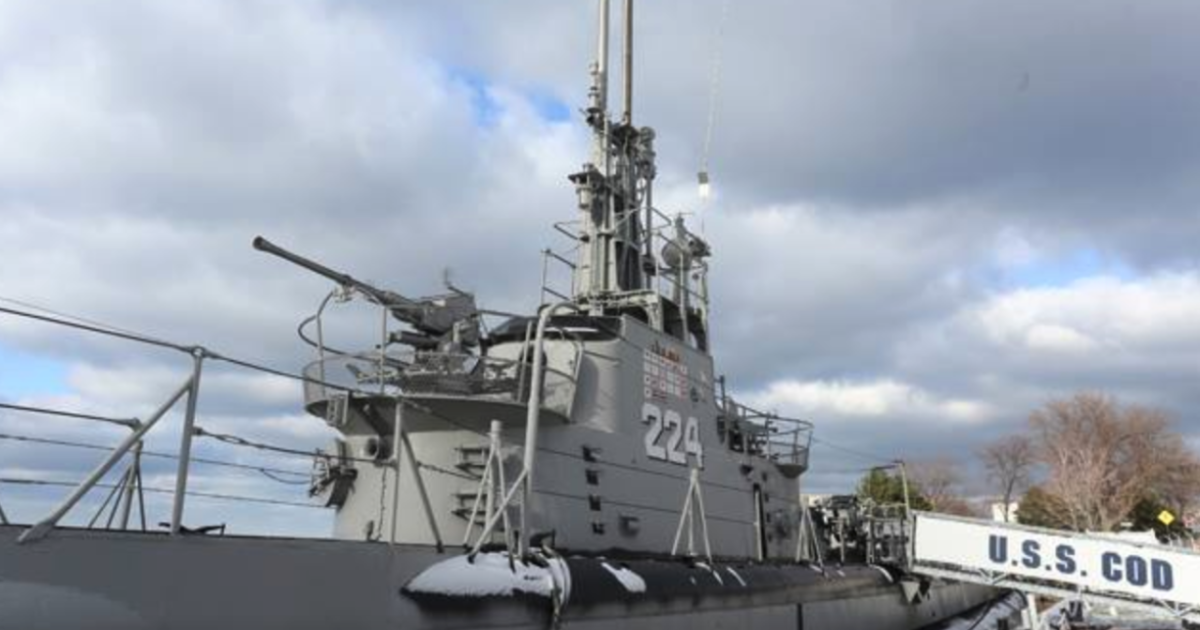 USS Cod submarine departs Cleveland for first time in 58 years