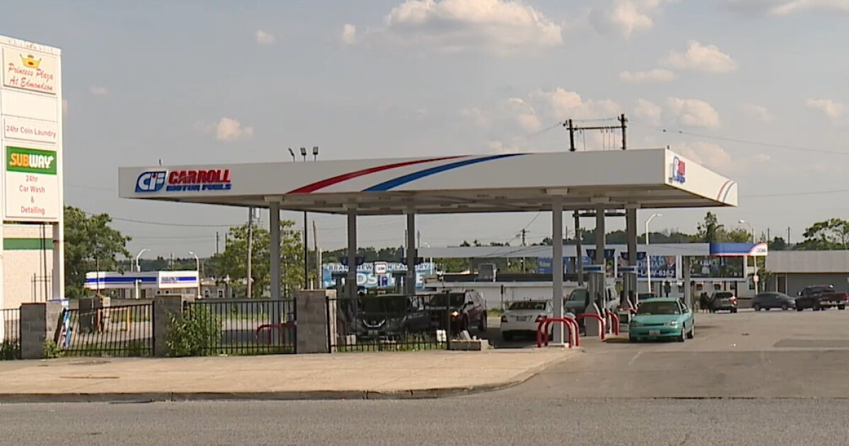 Man killed in shooting outside West Baltimore gas station, teen charged