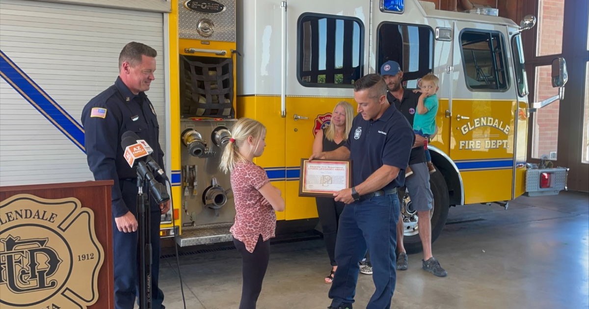 Arizona girl honored for saving younger brother from drowning - Vimarsana News