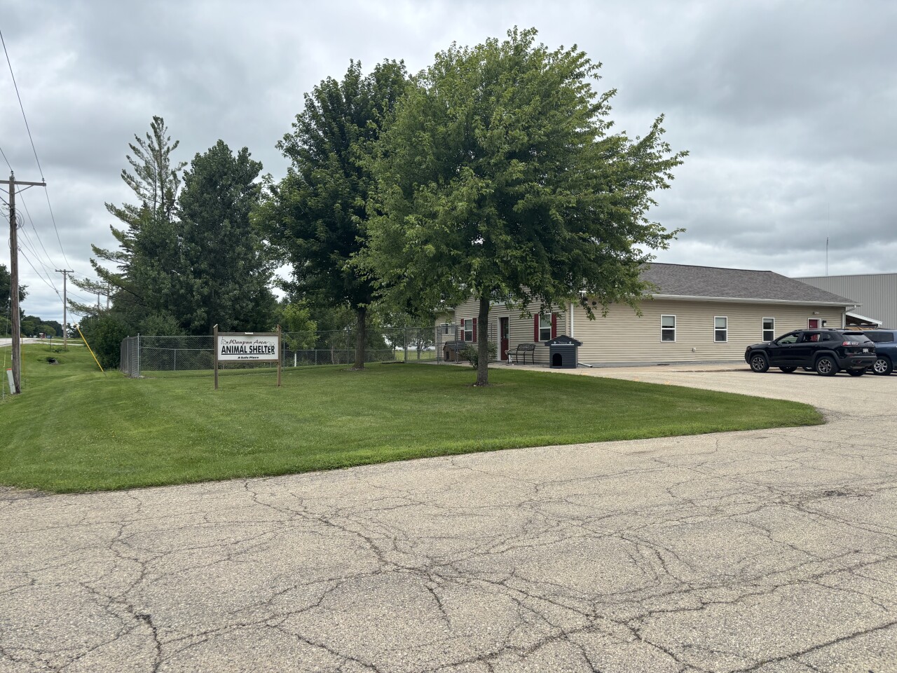 Golden retriever's death prompts stray dog policy change in Waupun