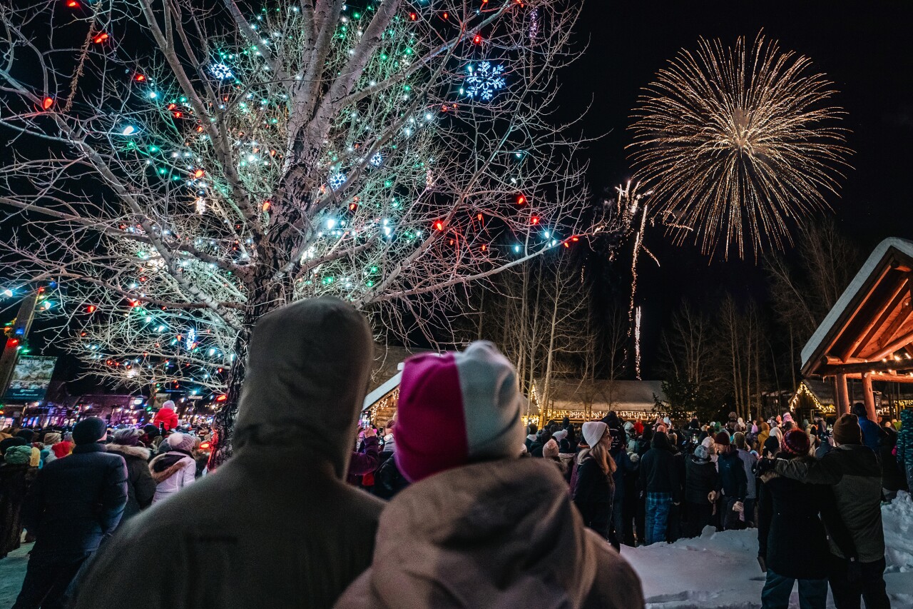 2024 Frisco Tree Lighting_Wassail Days.jpg
