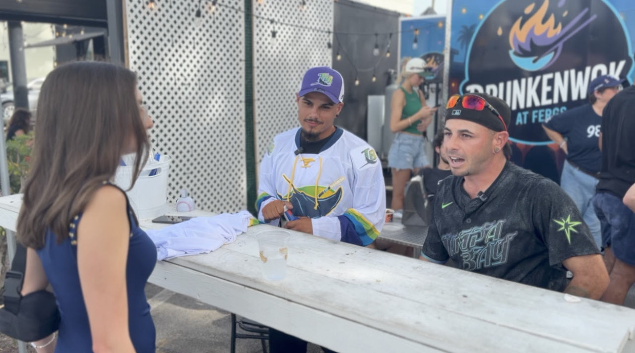 Brothers Rays fans