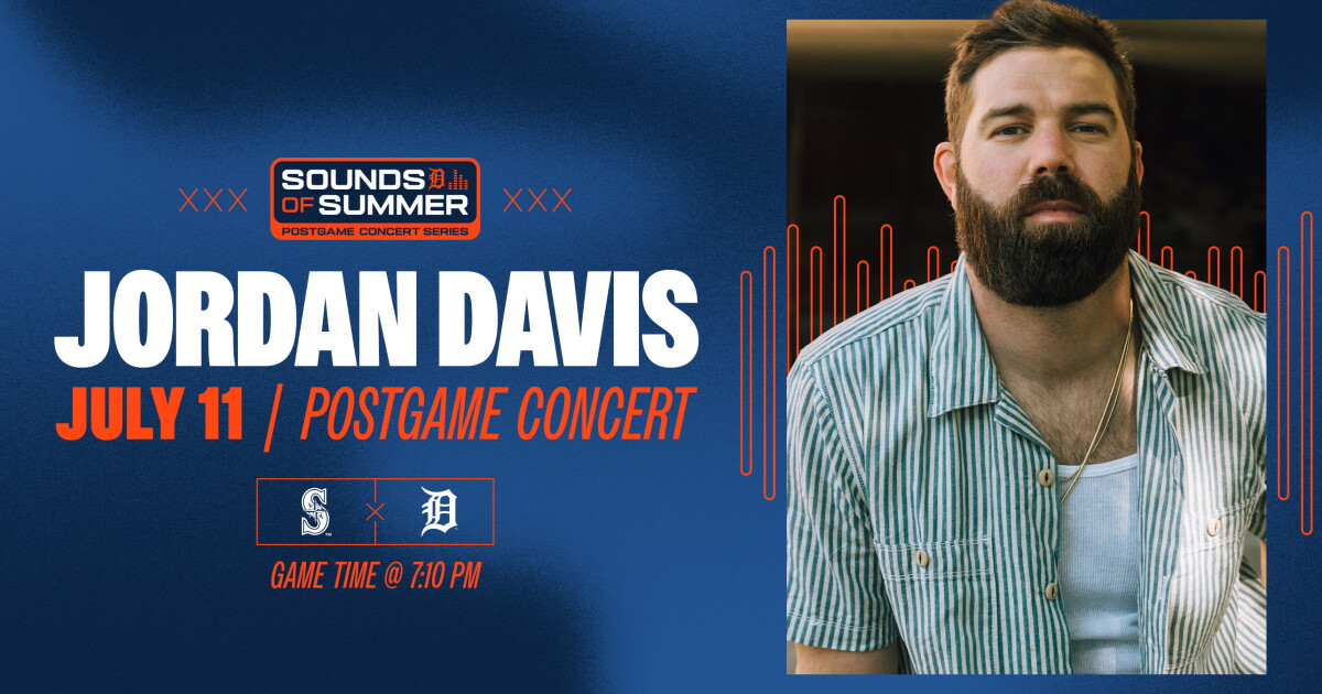 Lead Singer Jordan Singer Jordan Davis performing after the Detroit Tigers game on July 11