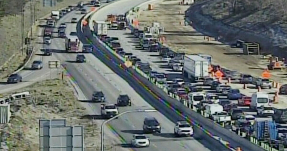 Crash shuts down I-80 in Salt Lake City