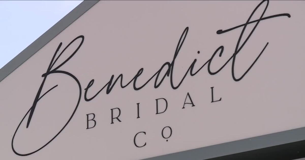 "She really is a con": Brides blame Port Charlotte shop for missing dresses - Vimarsana News