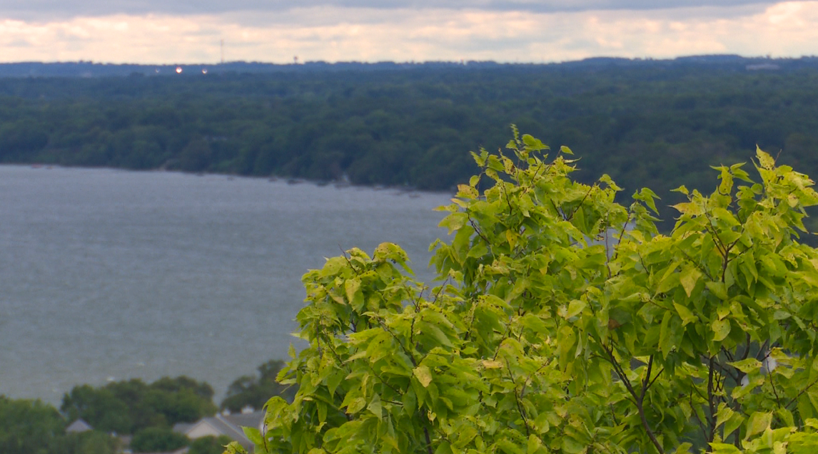'Feels a lot like November right now': Northeast Wisconsin celebrates unofficial end to summer with fall-like temperatures