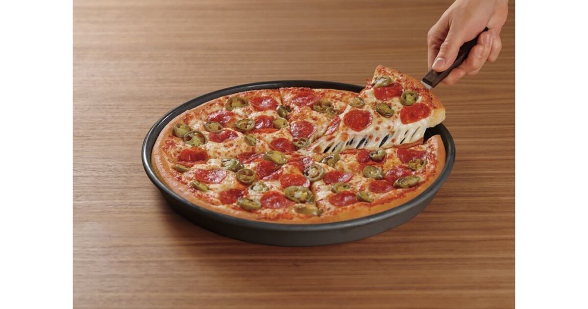Pizza Hut changes pan pizzas for the first time in 40 years