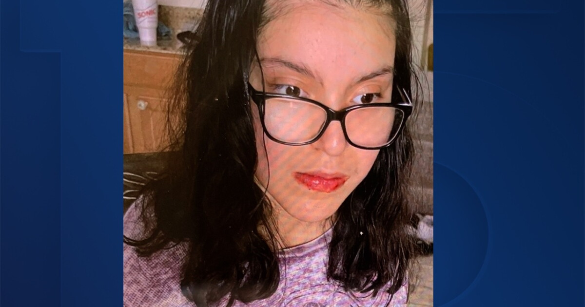Scottsdale PD: Missing teen found safe, reunited with family