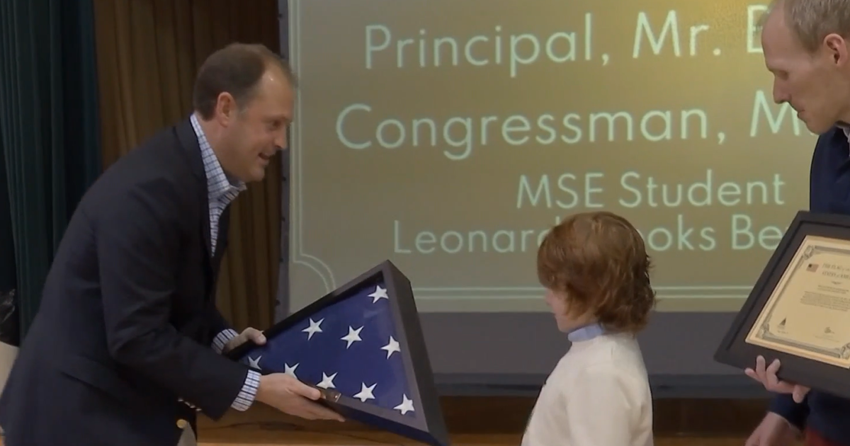 Congress Barr delivers US flag to Mt. Sterling school after student's fundraiser - Vimarsana News