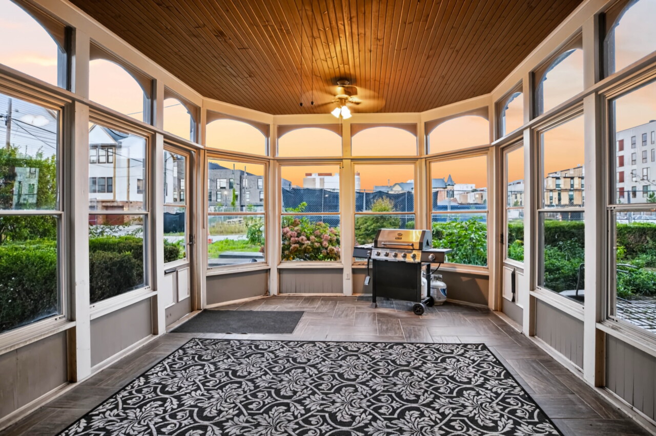 Hudson-Evans House 79 Alfred - 22.jpg