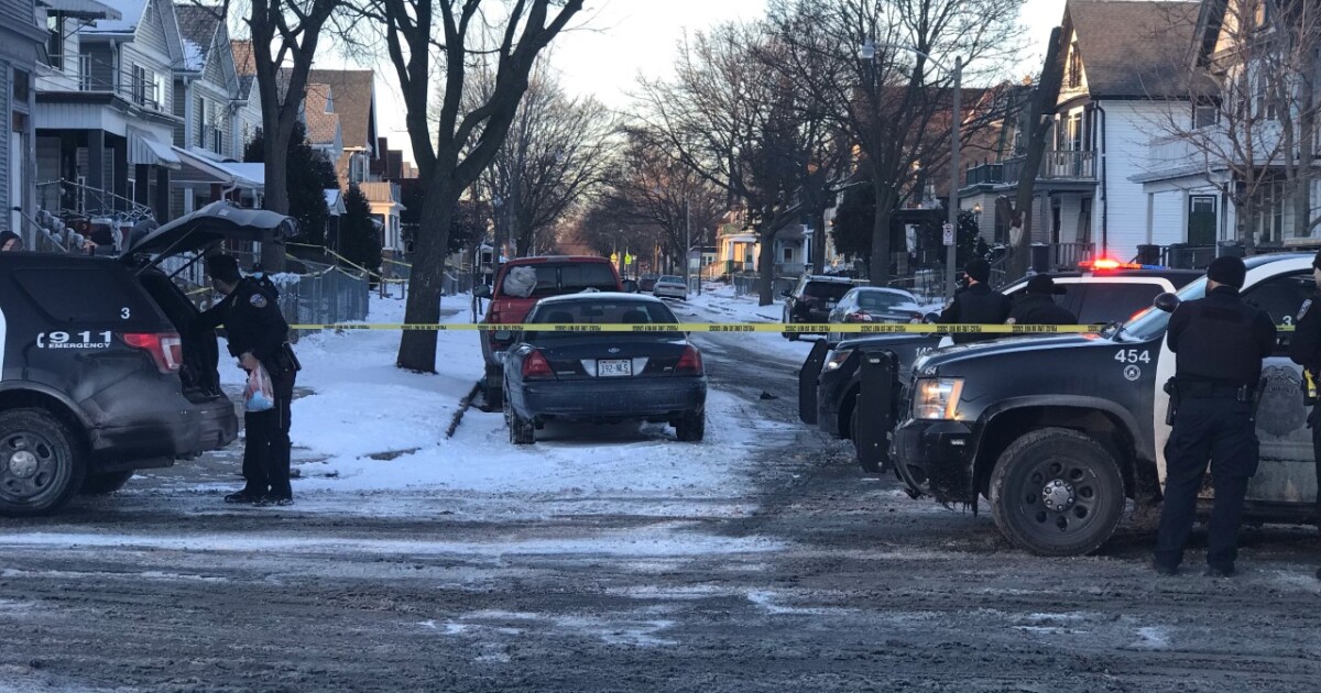 Police 4 People Held For Questioning In Milwaukee Mass Slaying police-4-people-held-for-questioning-in-milwaukee-mass-slaying