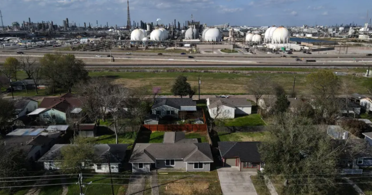 Inspector general: EPA isn't enforcing benzene pollution rules in Texas - Vimarsana News