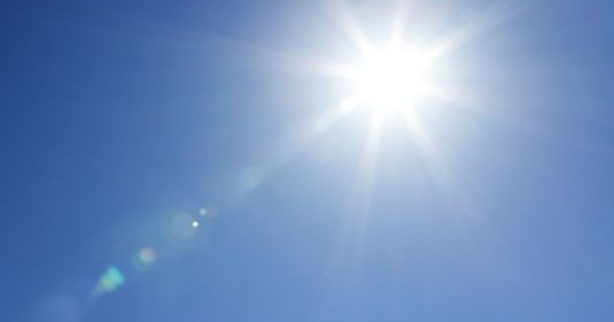 Cool sun yields to clouds, milder temperatures and rain into the weekend - Vimarsana News