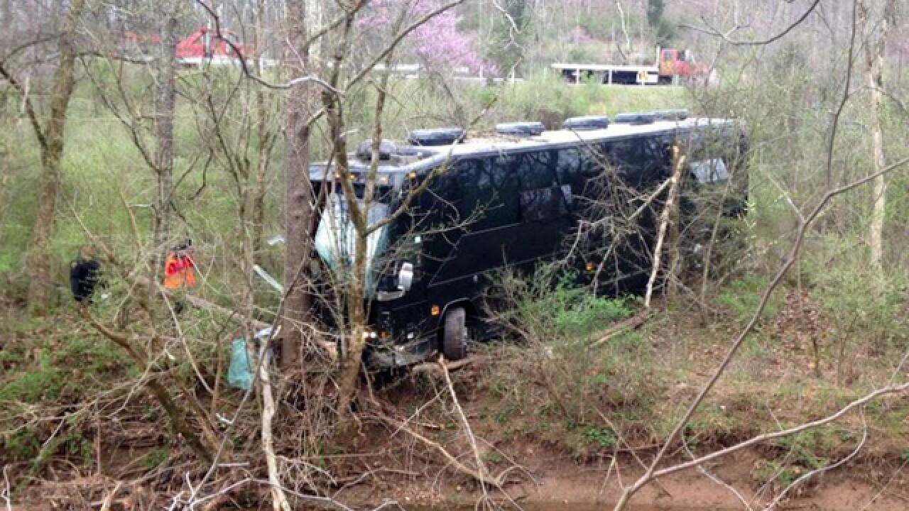 Gregg Allman tour bus crashes