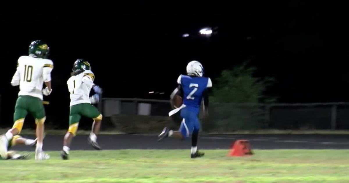 Catalina holds off Santa Rita's comeback, 28-20. Willcox and Benson both win.