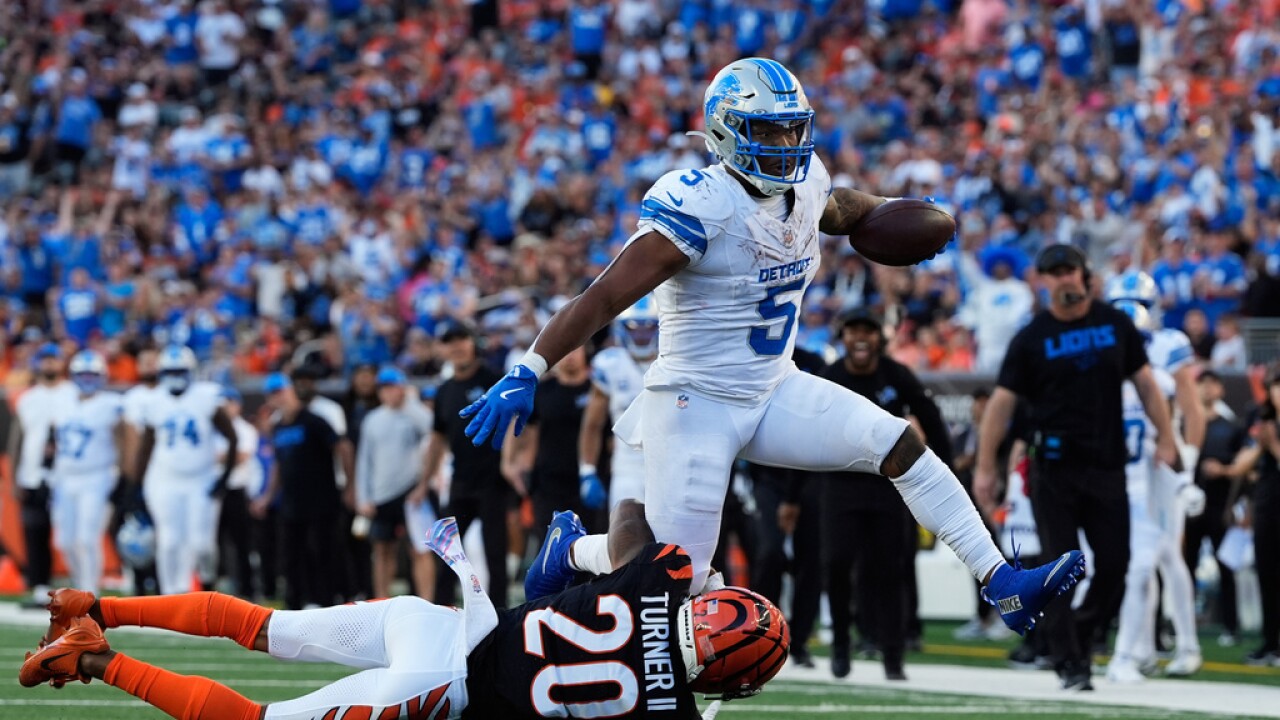 APTOPIX Lions Bengals Football