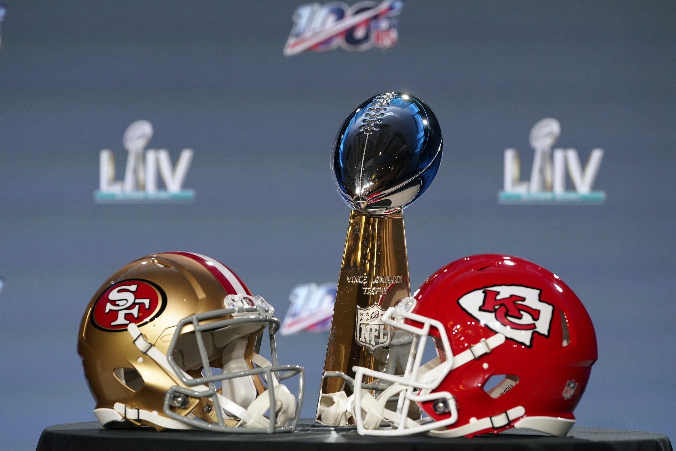 Photos: NFL shows off Vince Lombardi Trophy ahead of Super Bowl Photos: NFL shows off Vince Lombardi Trophy ahead of Super Bowl