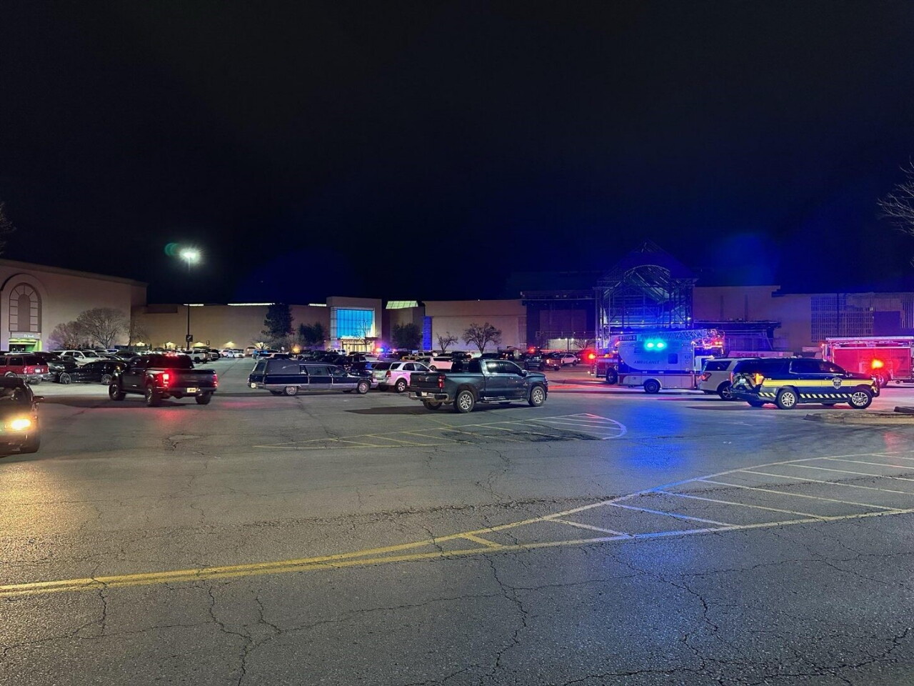 Woodland Hills Scene.jpg