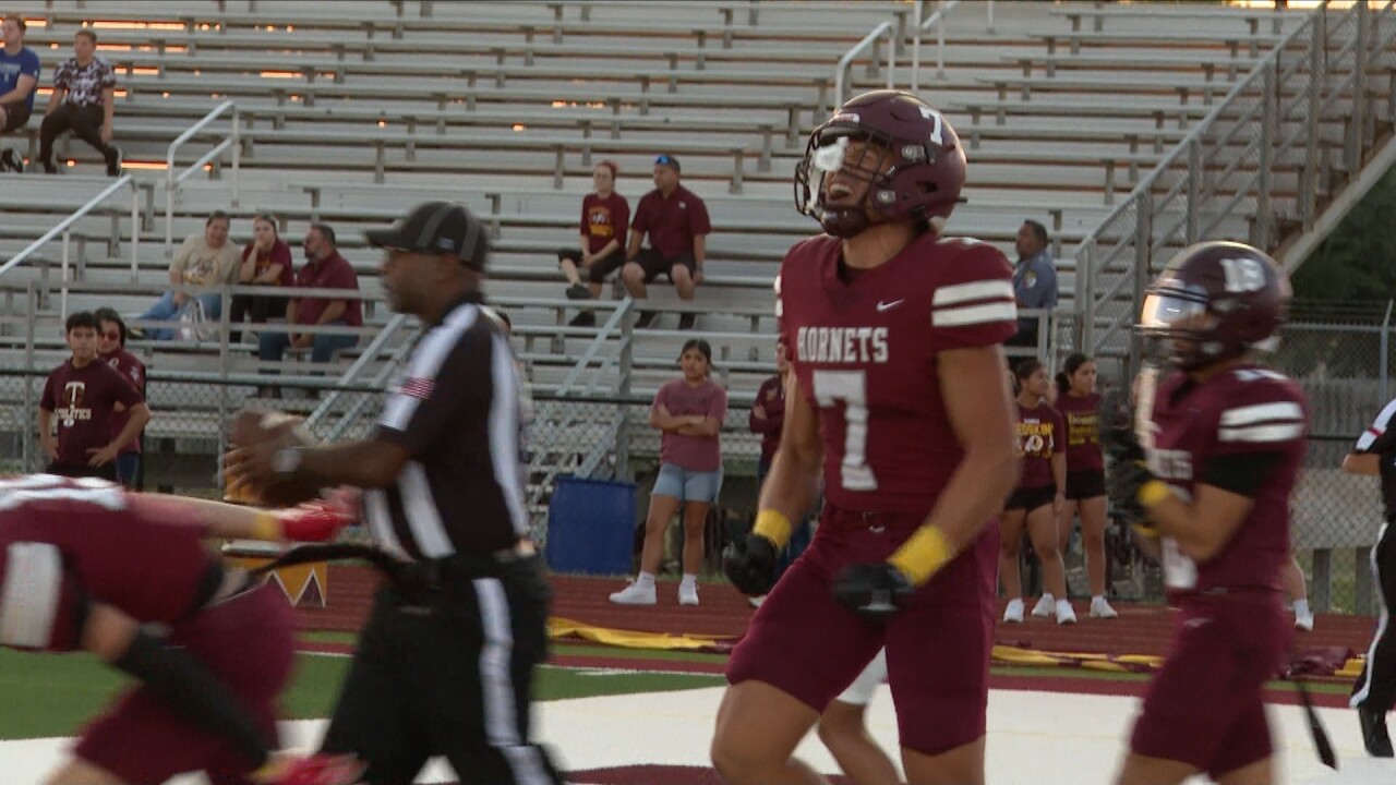Flour Bluff football