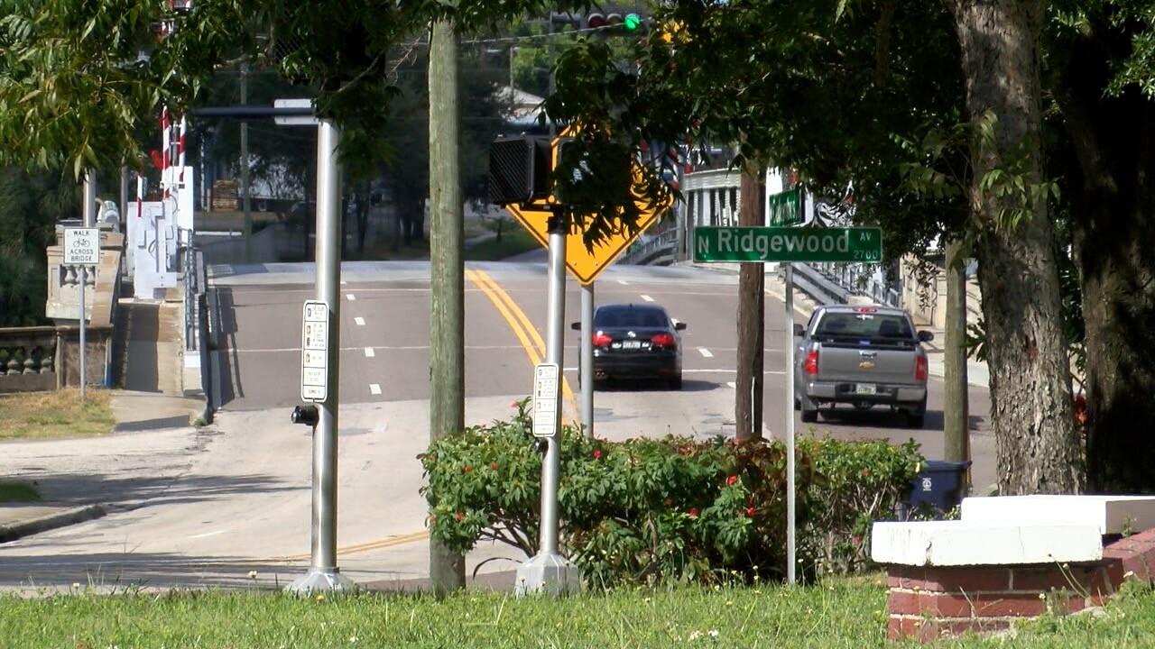 columbus dr pic.jpg