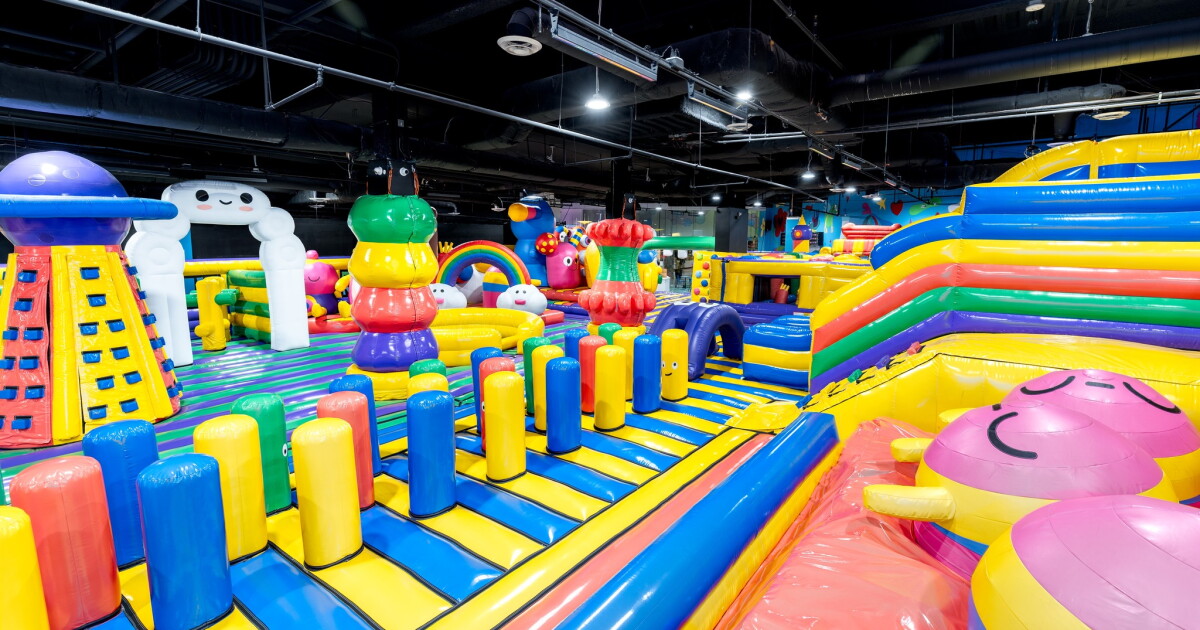 Indoor inflatable bounce park sets Mesa opening; owner seeks more locations