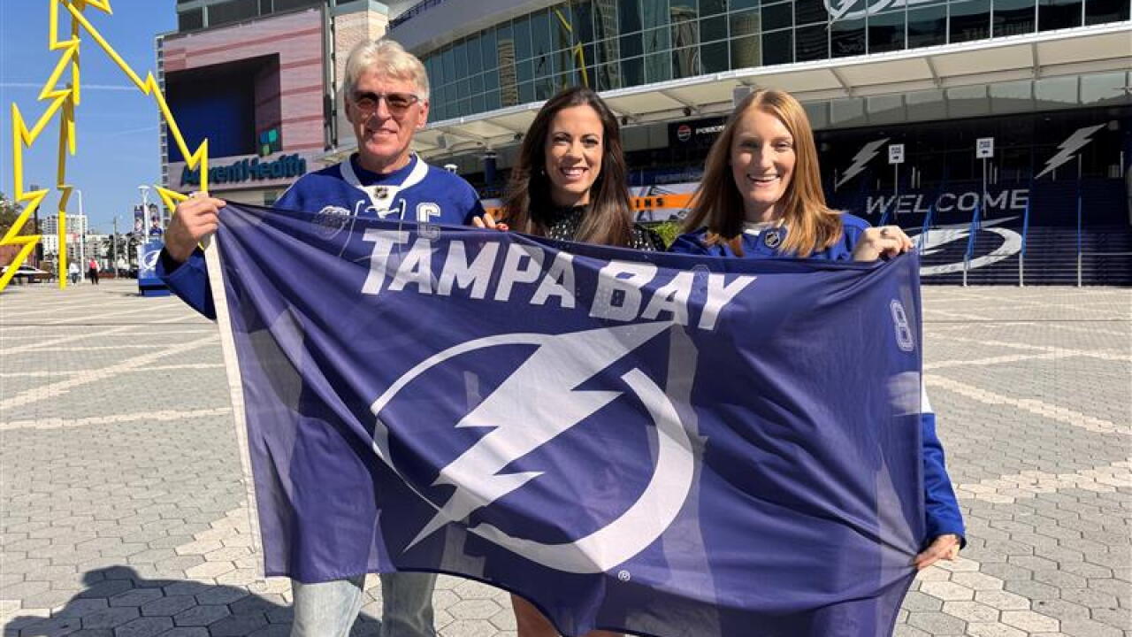 Father daughter Complete 7 season Lightning Away Game Tour Across North father-daughter-complete-7-season-lightning-away-game-tour-across-north