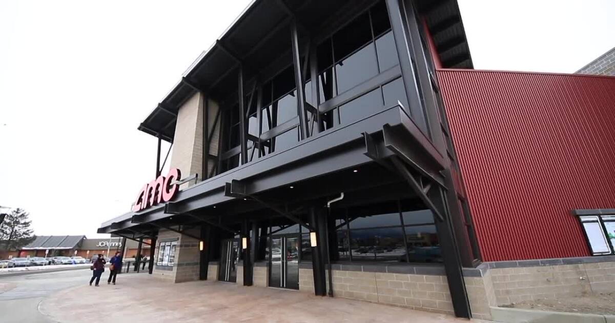 Missoula theater now offering up beer and wine