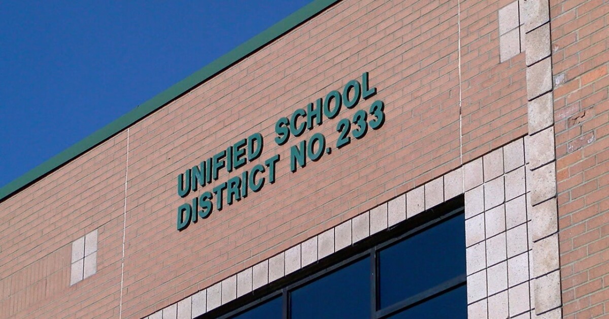 Olathe Public School Board Votes To Return Secondary Students In Person Olathe Public Schools Calendar