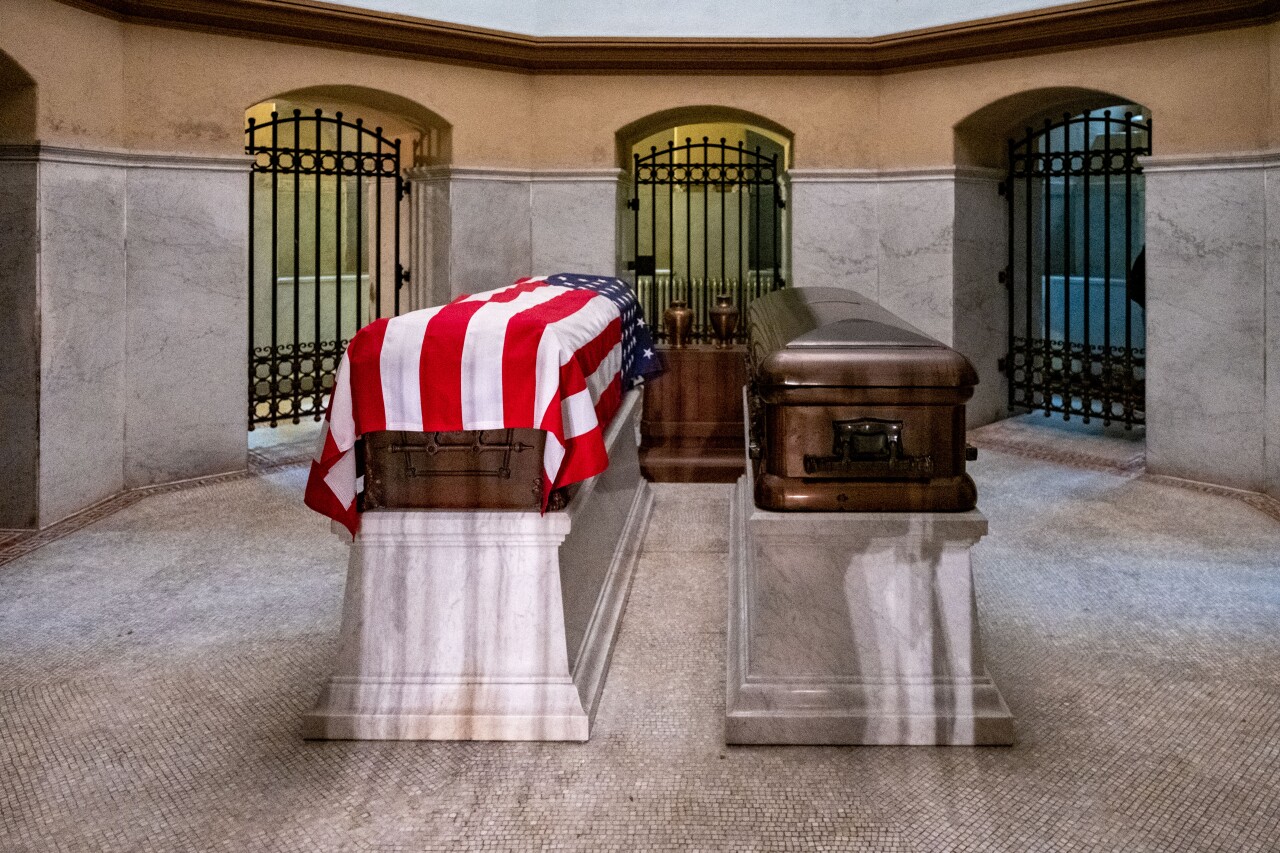 Garfield Monument 4.jpg